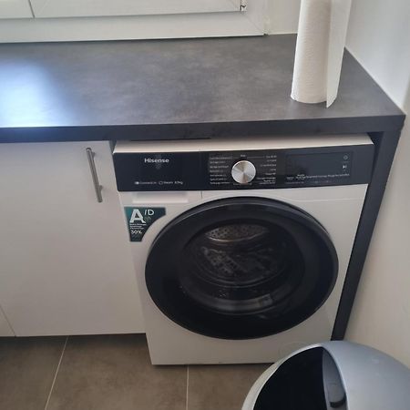 Chambre Privative Renove 2024, Climatisation, Tramway Sur Place , 12 Min Centre, 16 Min Plage, Apercu Lateral Mer, 2 Wc Avec 2 Salle De Bain, Private Room Renovated 2024, Air-Conditioned , Tram On Spot, 2 Toilets And 2 Bathrooms Ница Екстериор снимка