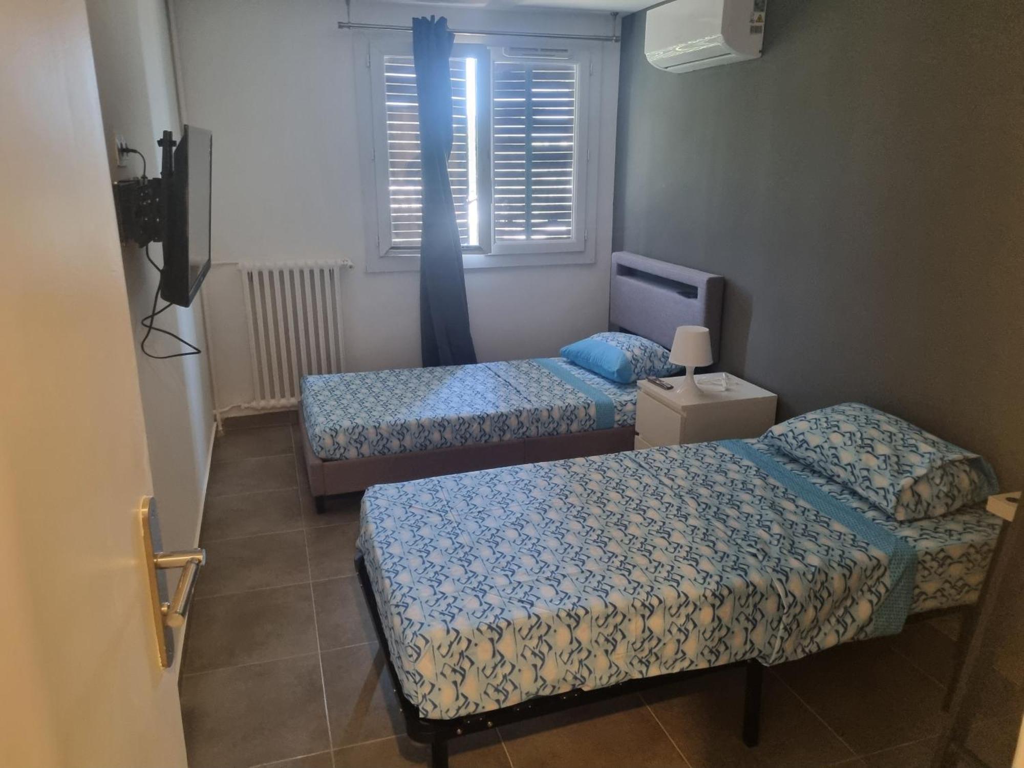 Chambre Privative Renove 2024, Climatisation, Tramway Sur Place , 12 Min Centre, 16 Min Plage, Apercu Lateral Mer, 2 Wc Avec 2 Salle De Bain, Private Room Renovated 2024, Air-Conditioned , Tram On Spot, 2 Toilets And 2 Bathrooms Ница Екстериор снимка